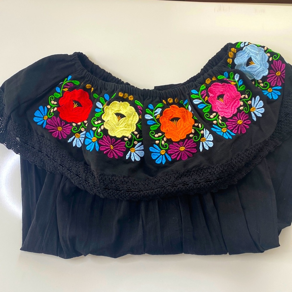 Mexican embroidered Blouse